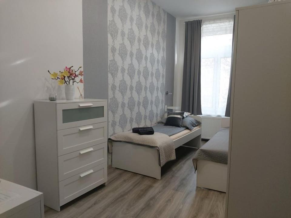 Pompar Belvarosi Apartman Segedyn Zewnętrze zdjęcie