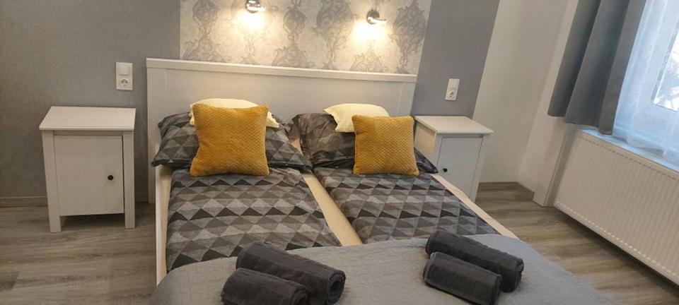 Pompar Belvarosi Apartman Segedyn Zewnętrze zdjęcie
