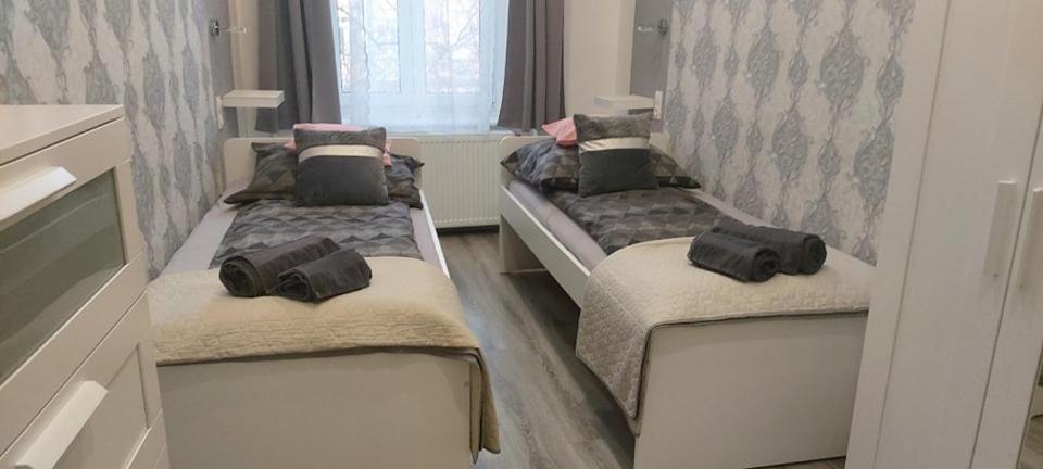 Pompar Belvarosi Apartman Segedyn Zewnętrze zdjęcie