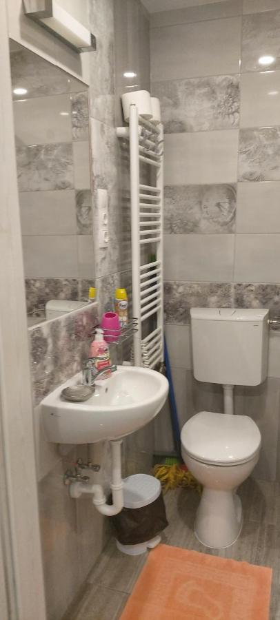 Pompar Belvarosi Apartman Segedyn Zewnętrze zdjęcie