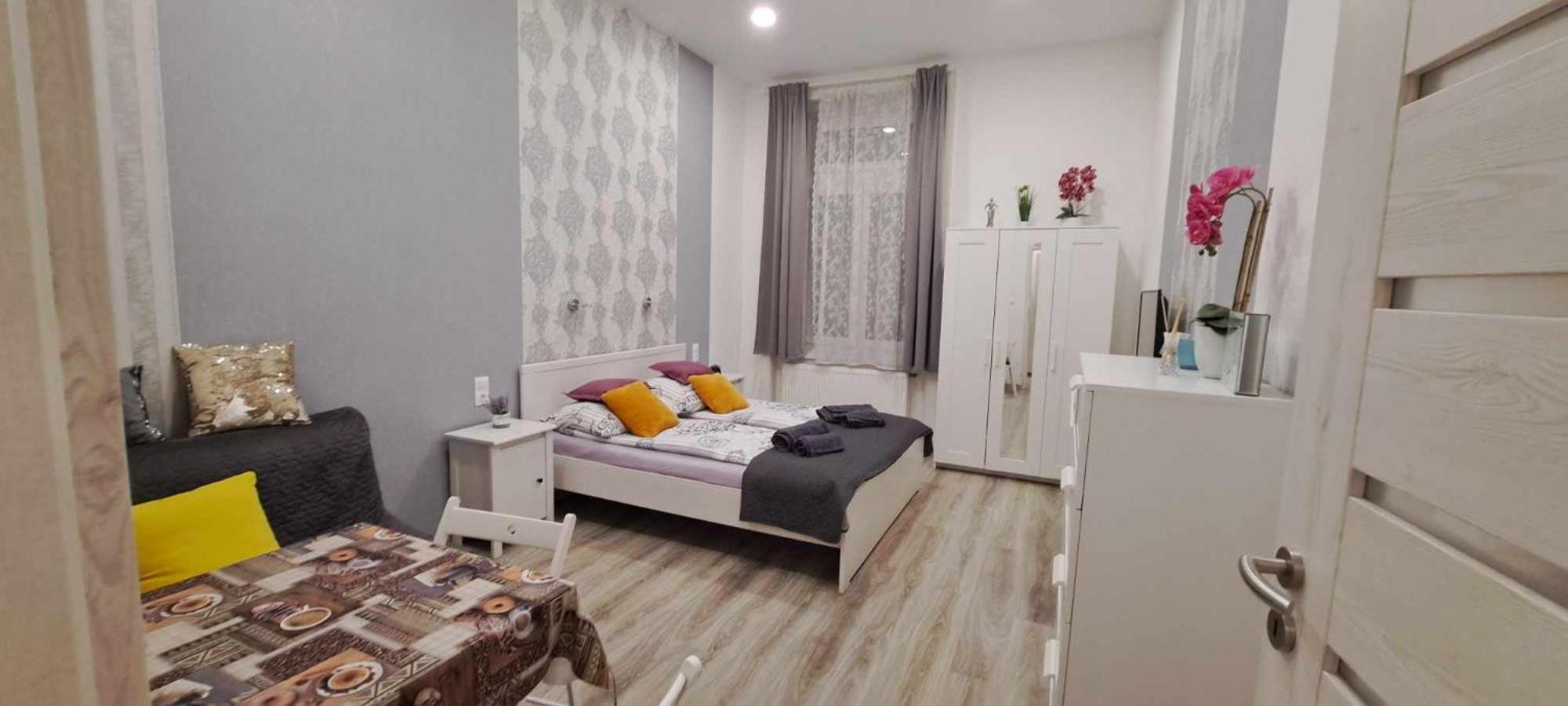 Pompar Belvarosi Apartman Segedyn Zewnętrze zdjęcie