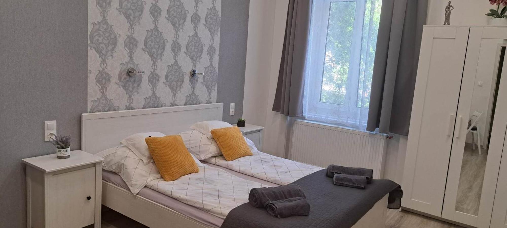 Pompar Belvarosi Apartman Segedyn Zewnętrze zdjęcie