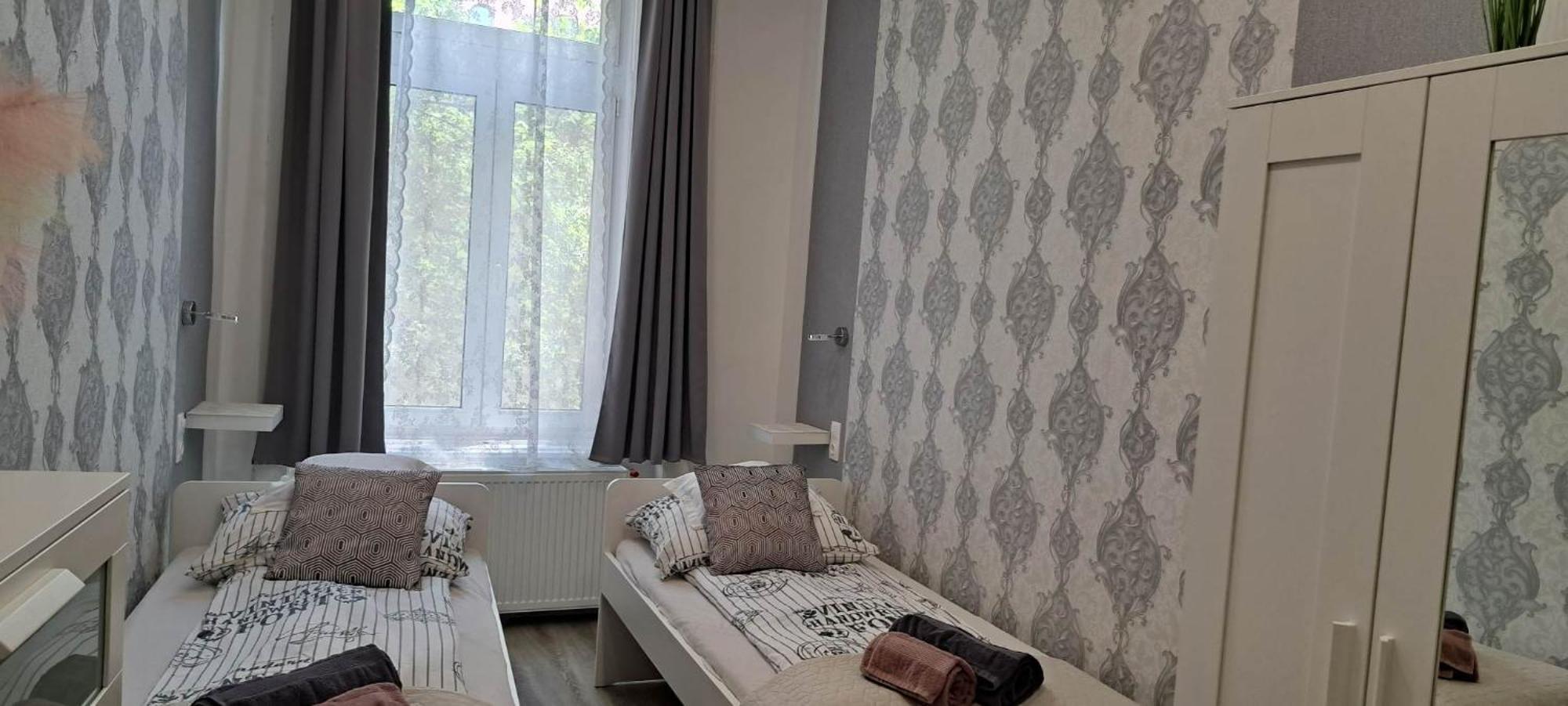 Pompar Belvarosi Apartman Segedyn Zewnętrze zdjęcie