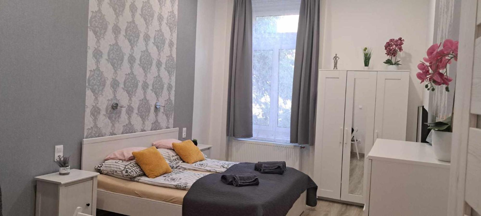 Pompar Belvarosi Apartman Segedyn Zewnętrze zdjęcie